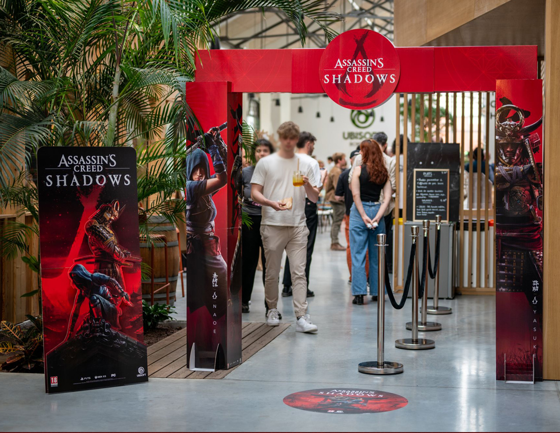Arche PLV pour le jeu Assassin's Creed Shadows